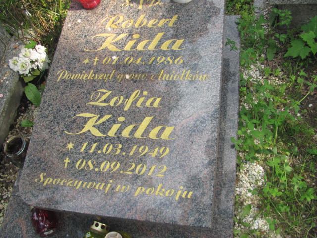Robert Kida 1986 Wałbrzych - Grobonet - Wyszukiwarka osób pochowanych