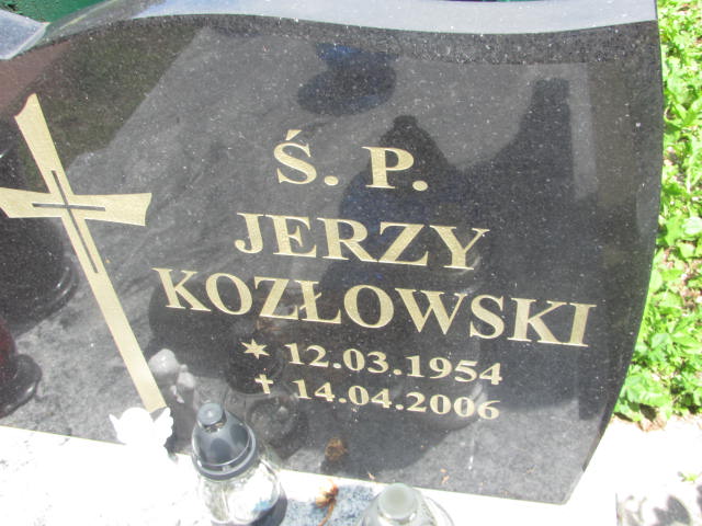 Przemysław Kozłowski 1980 Wałbrzych - Grobonet - Wyszukiwarka osób pochowanych